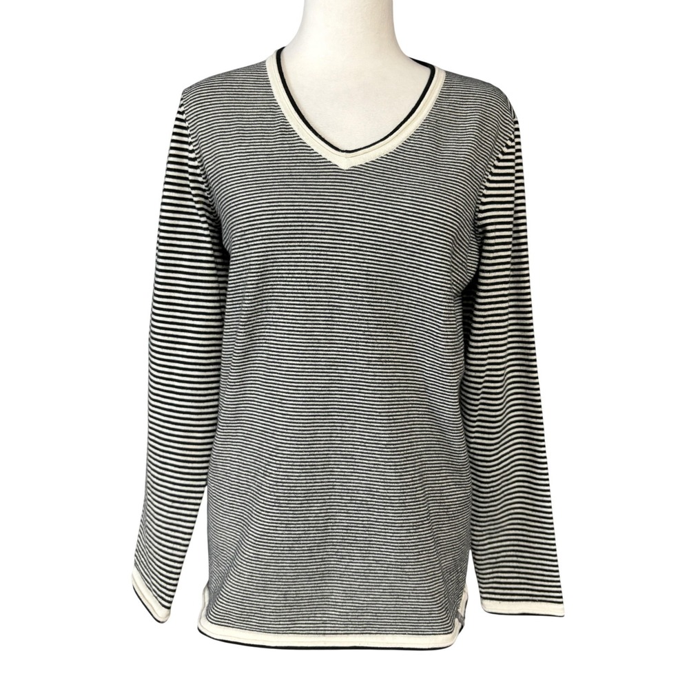 Title Nine Sweater Womens M Black White Striped V Neck Long Sleeve Knit Stretch
